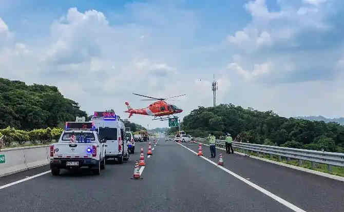 靖宇高速公路汽车救援案例